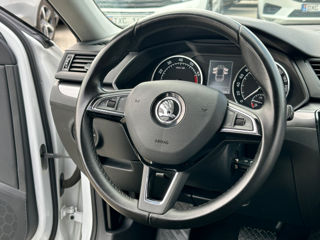 Skoda Superb foto 9