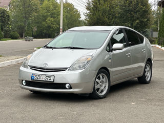 Toyota Prius foto 1