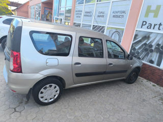 Dacia Logan foto 3