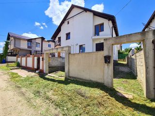 Vînd Casa Duplex în Stăuceni Varianta albă 130 m2 foto 1