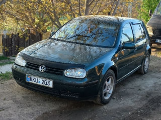 Volkswagen Golf foto 1