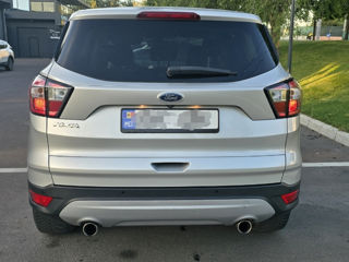 Ford Kuga foto 3