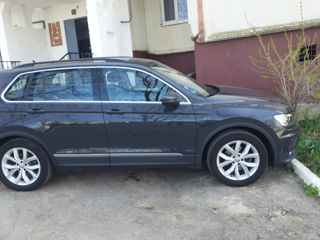 Volkswagen Tiguan foto 2