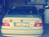 BMW 5 Series foto 2