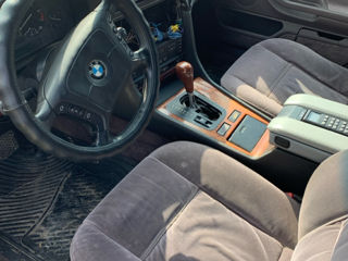 BMW 7 Series foto 7