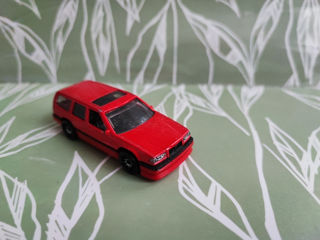 13 машинок Hot wheels foto 9