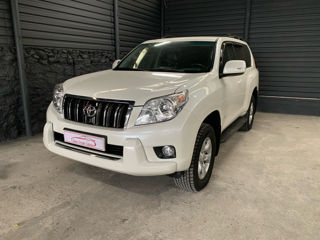 Toyota Land Cruiser Prado foto 2