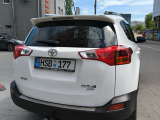 Toyota Rav 4 foto 8