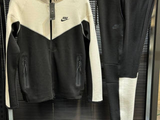 Nike Tech Fleece