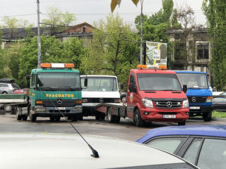 Evacuator Moldova pina la 8 tone-transport de marfa