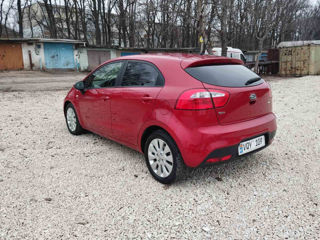 KIA Rio foto 4