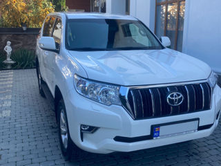 Toyota Land Cruiser Prado foto 2