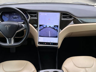 Tesla Model S foto 5