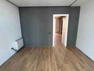 Apartament cu 2 camere, 73 m², Buiucani, Chișinău foto 3