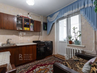 Apartament cu 1 cameră, 39 m², Telecentru, Chișinău foto 5