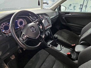 Volkswagen Tiguan foto 7