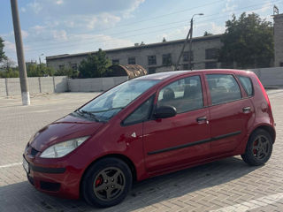 Mitsubishi Colt foto 6