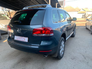 Volkswagen Touareg foto 5