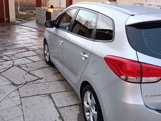 KIA Carens foto 4