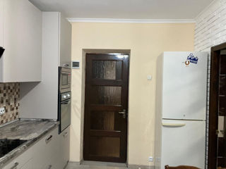 Apartament cu 3 camere, 97 m², Centru, Comrat foto 9