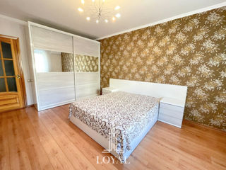 Apartament cu 3 camere, 130 m², Centru, Chișinău foto 9