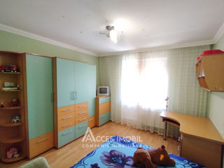 Apartament cu 3 camere, 94 m², Poșta Veche, Chișinău foto 10