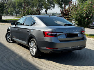 Skoda Superb фото 4