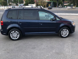 Volkswagen Touran foto 7