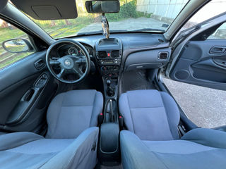 Nissan Almera foto 10