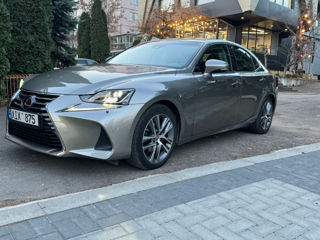 Lexus IS Series