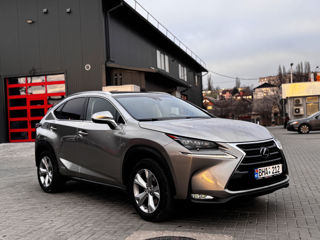 Lexus NX Series foto 2