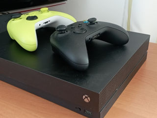 Vănd Xbox one x foto 2