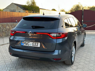 Renault Megane foto 8