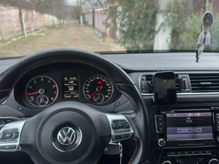 Volkswagen Jetta foto 9