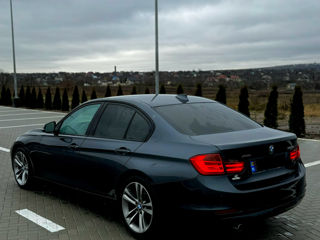 BMW 3 Series foto 2