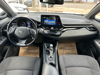 Toyota C-HR foto 7