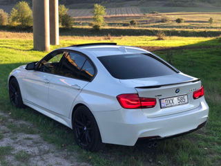 BMW 3 Series foto 4