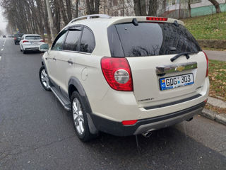 Chevrolet Captiva foto 4