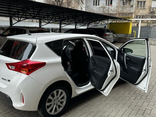 Toyota Auris foto 5