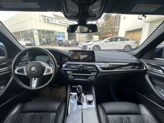 BMW 5 Series foto 5