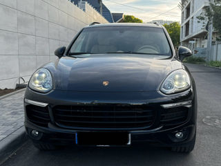 Porsche Cayenne foto 2