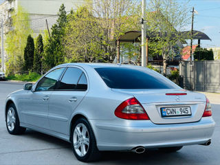 Mercedes E-Class foto 4