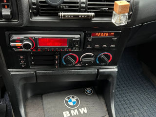 BMW 5 Series foto 4