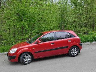 KIA Rio foto 1