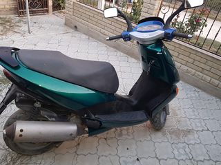 Aprilia Leonardo 150 foto 4