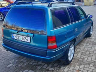 Opel Astra foto 3