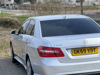 Mercedes E-Class foto 2