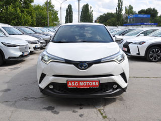 Toyota C-HR foto 2