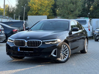 BMW 5 Series foto 1