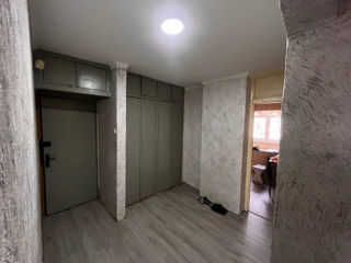 Apartament cu 3 camere, 70 m², Buiucani, Chișinău foto 5